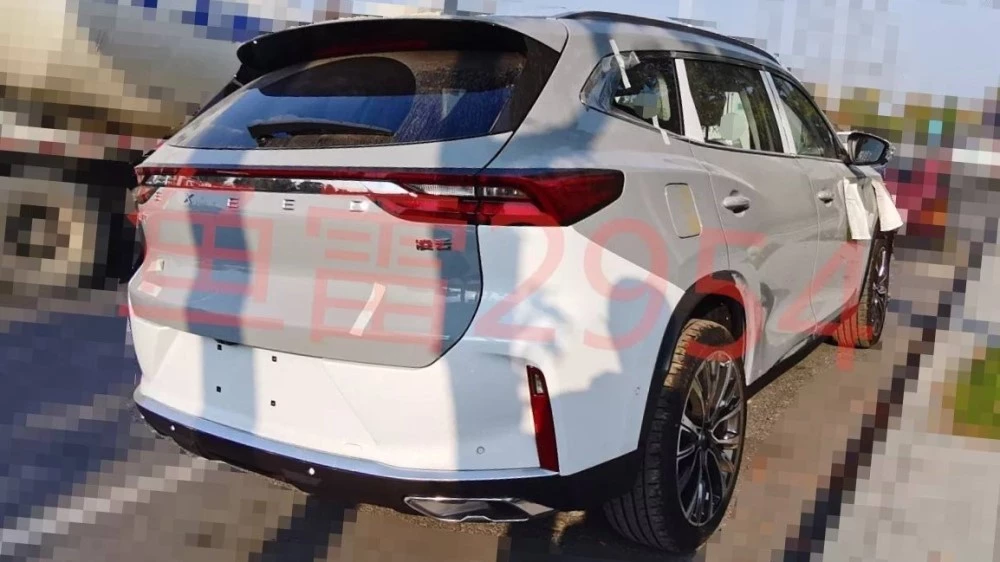 новый Exeed TXL интерьер в Китае