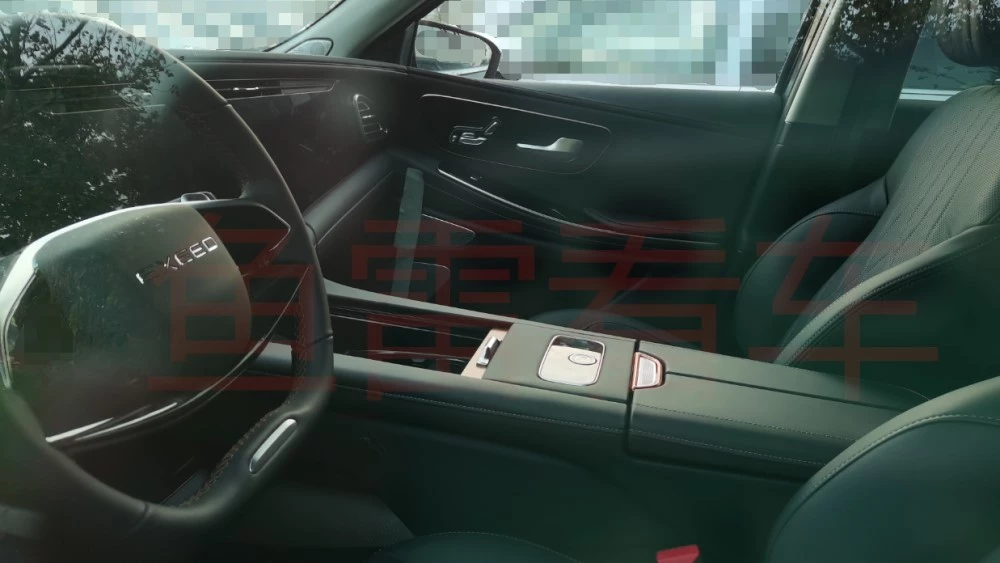 рестайлинг Exeed VX салон