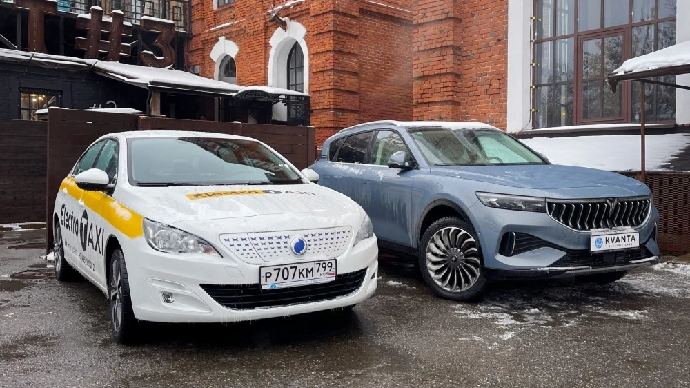 Dongfeng Fukang ES600 и Voyah Free