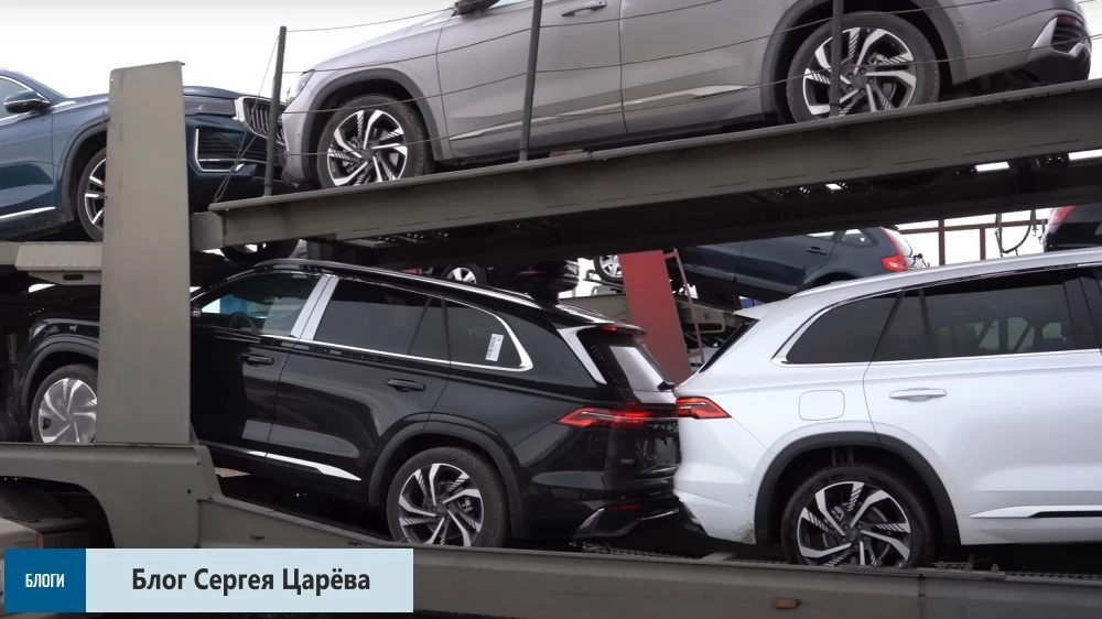 Geely Monjaro в России автовоз