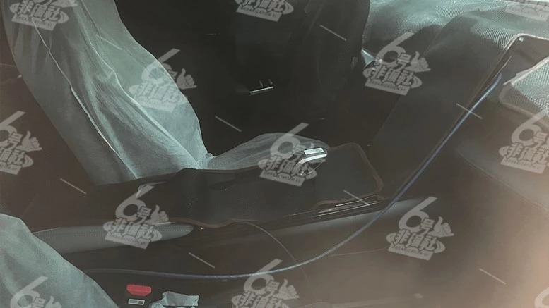 новый Geely Coolray SX21 салон