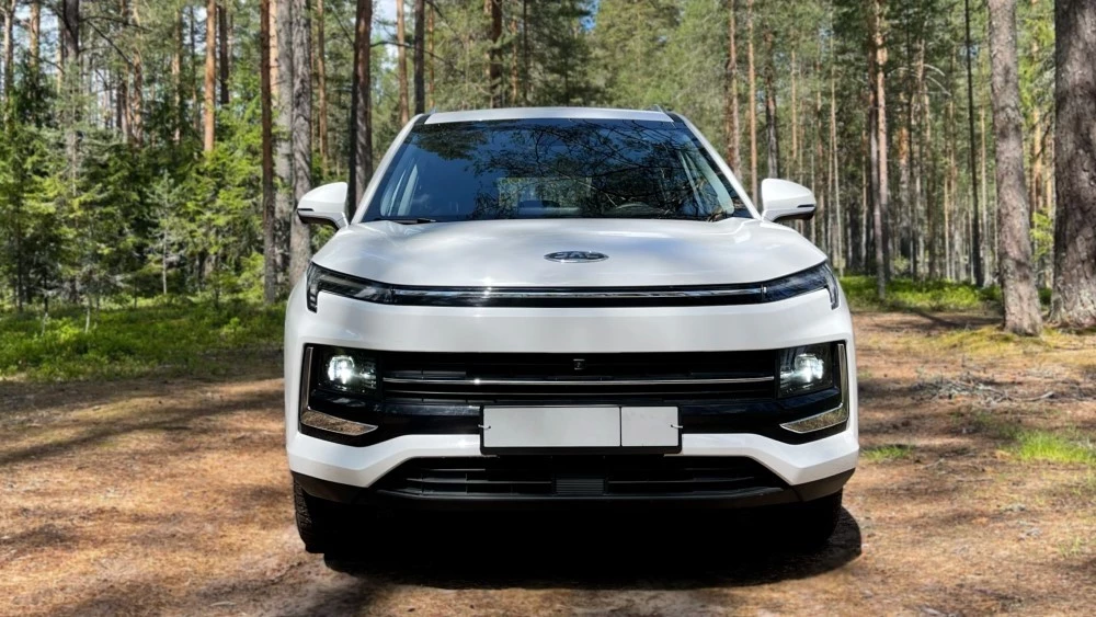 JAC JS4 спереди