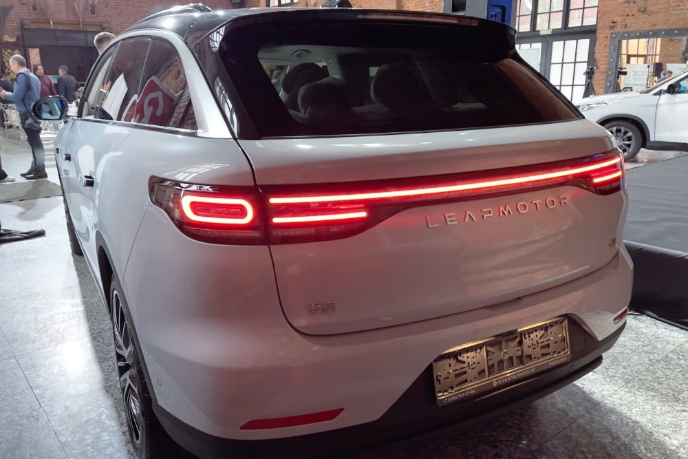 Leapmotor C11 сзади