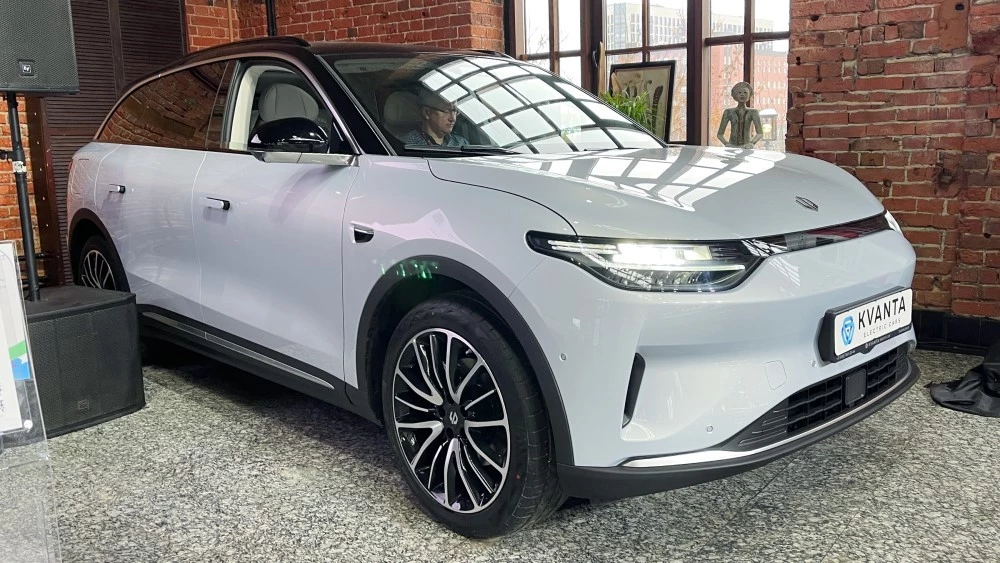 Leapmotor C11 спереди