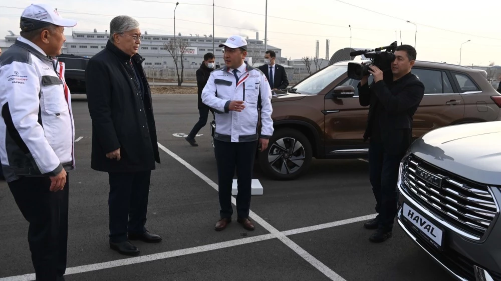 президент Казахстана Касым-Жомарт Токаев Haval Jolion