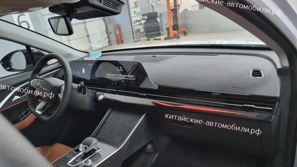 купить Omoda C5 салон