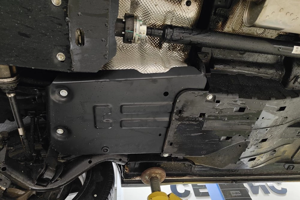 защита бензобака Haval F7