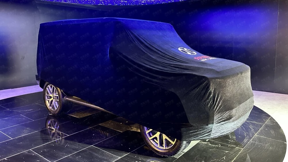 новый BAIC BJ80 на автосалоне в Гуанчжоу