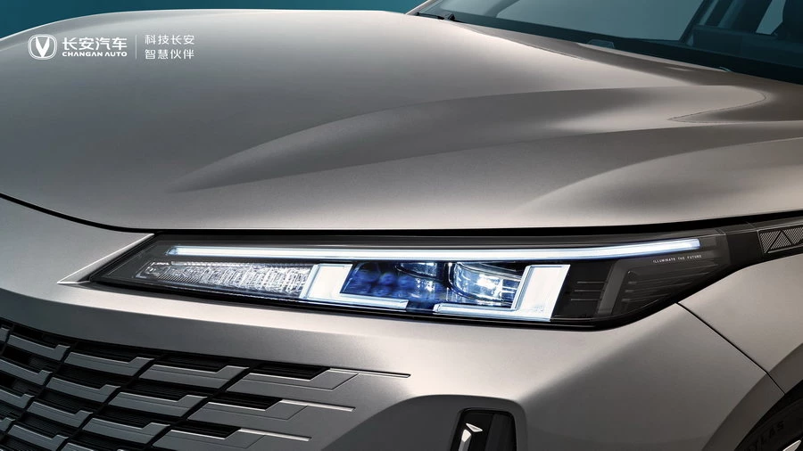 седан Changan Lamore Yida оптика