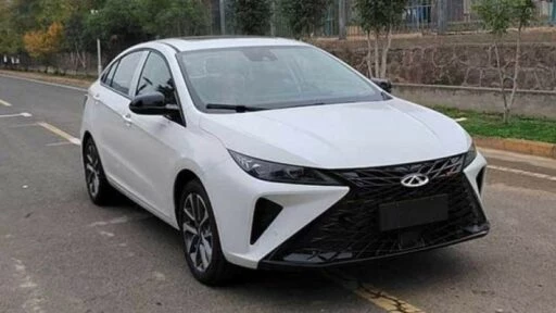 Chery Arrizo GT с двигателем 1.5 спереди