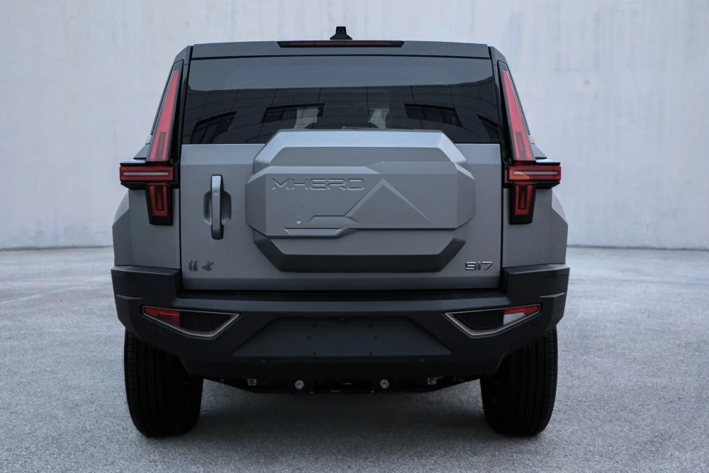 Dongfeng Mengshi M-Hero 917 сзади