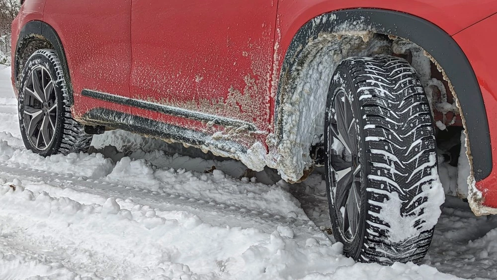 полноприводный Exeed LX AWD 4x4 снег шины