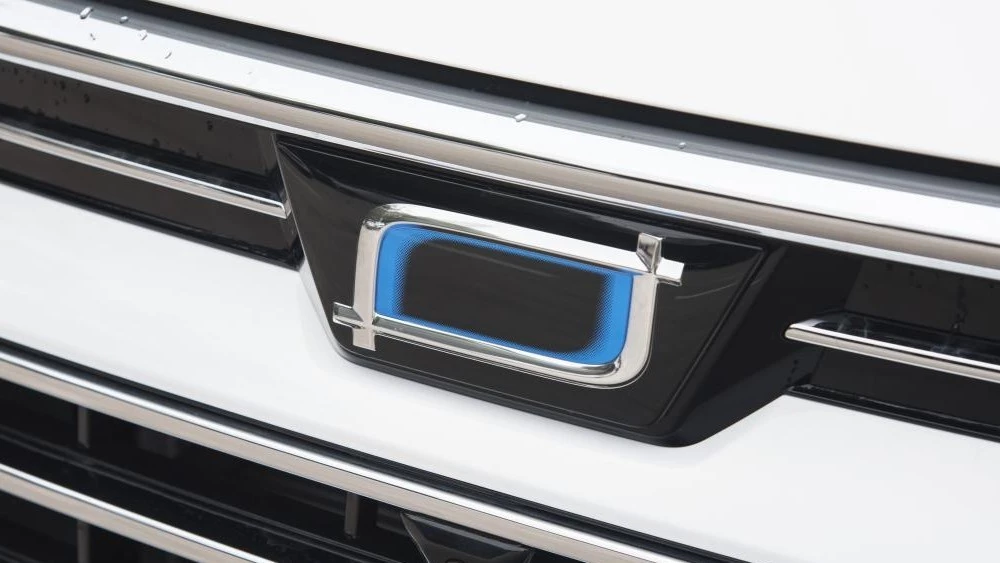 новый логотип FAW Bestune T77