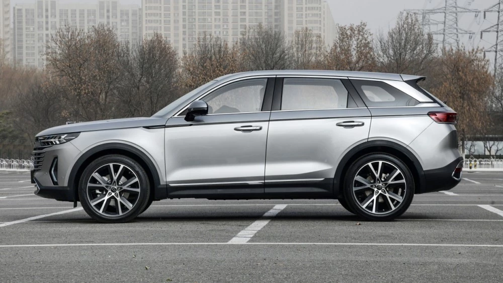 обновленный FAW Bestune T99 сбоку