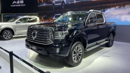 пикап Great Wall Shanhai Poer спереди сбоку автосалон Гуанчжоу 2022