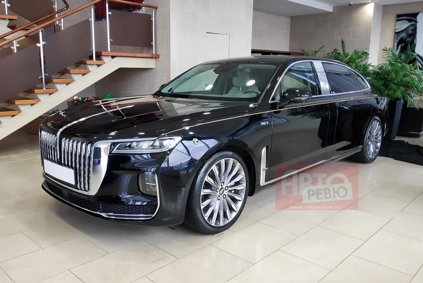 седан Hongqi H+ в России