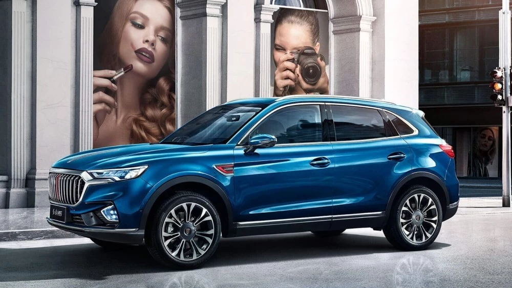 Hongqi HS5 спереди сбоку ОТТС