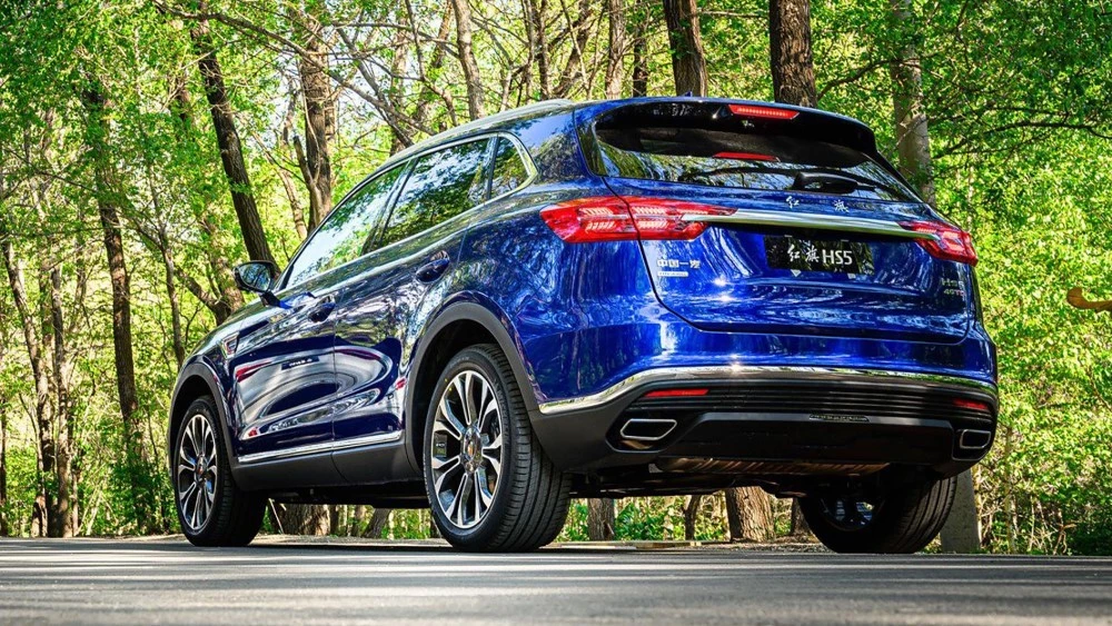 Hongqi HS5 сзади сбоку ОТТС
