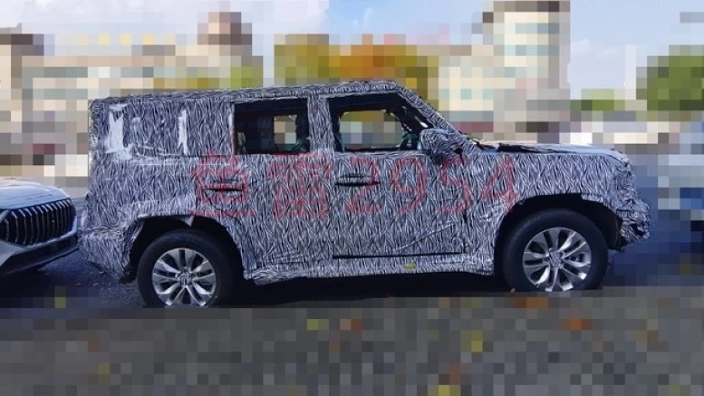 Jetour T-1 сбоку