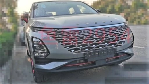 Omoda C5 с полным приводом спереди