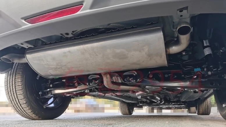 Omoda C5 с полным приводом подвеска