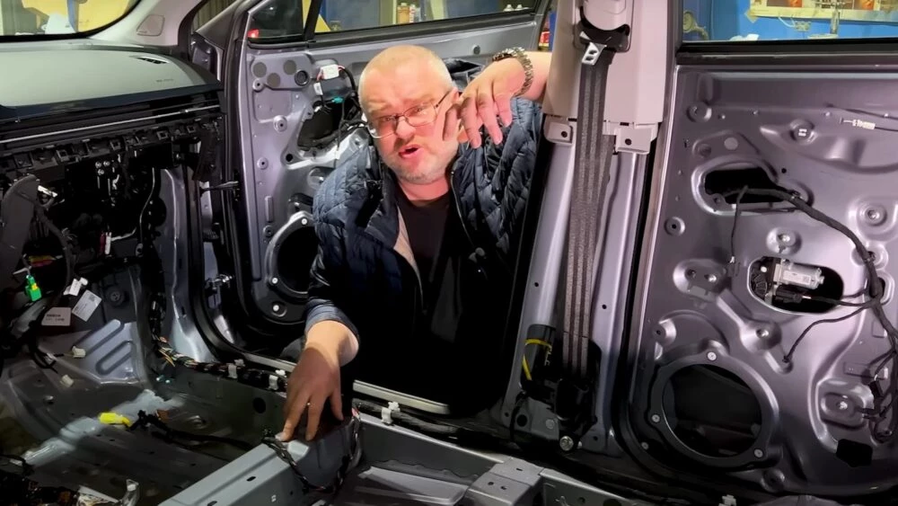 разбор Omoda C5 клубный сервис