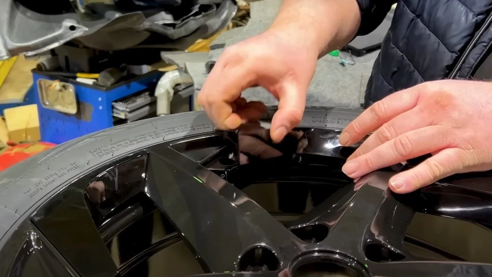 разбор Omoda C5 клубный сервис колесные диски