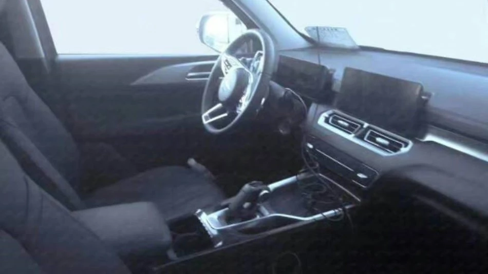 салон внедорожника Haval P04