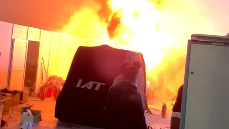 пожар на автосалоне в Гуанчжоу 2022