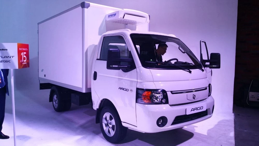 «Соллерс Арго» фургон