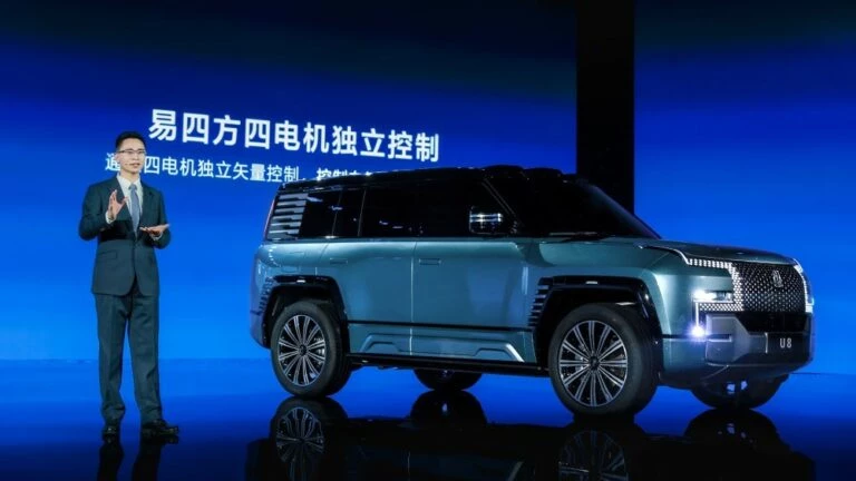 внедорожник BYD Yangwang U8