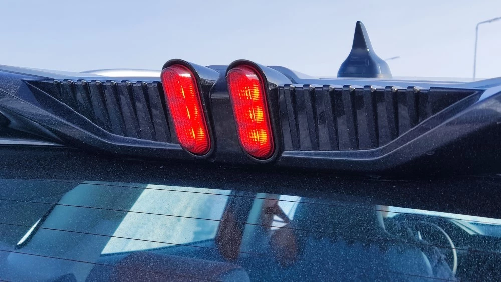 Changan CS55 Plus спойлер повторитель тормоза