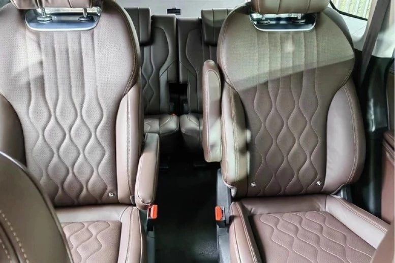 обновленный Exeed VX интерьер 6-местный салон