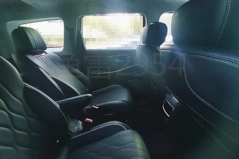 обновленный Exeed VX интерьер 6-местный салон