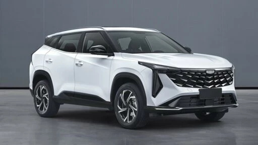Geely Coolray L спереди сбоку минпром