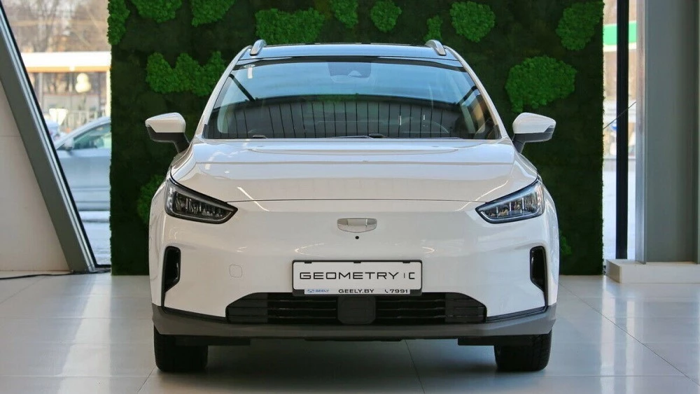 Хэтчбек Geometry C от Geely снова появился в Беларуси. И сильно подорожал Geometry С в Беларуси