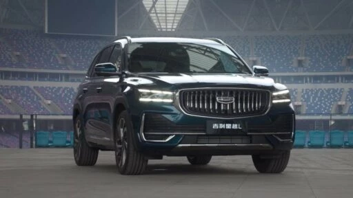geely monjaro в России