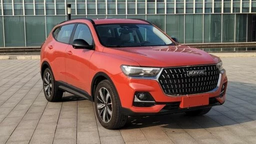 обновленный кроссовер Haval H6 второго поколения сбоку спереди