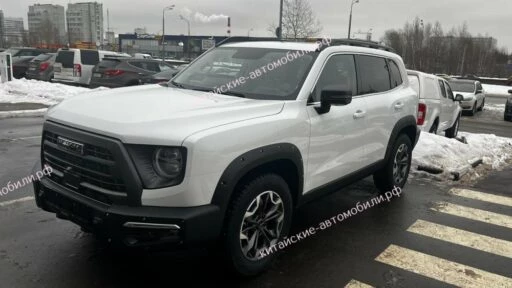 Haval Dargo X в России спереди сбоку