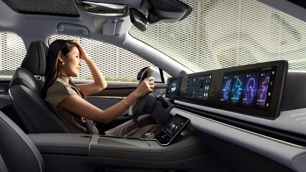 Voyah Zhuiguang салон интерьер