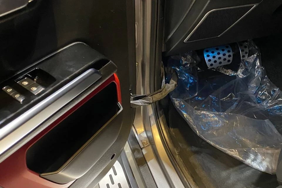 двери BAIC BJ40 ремни