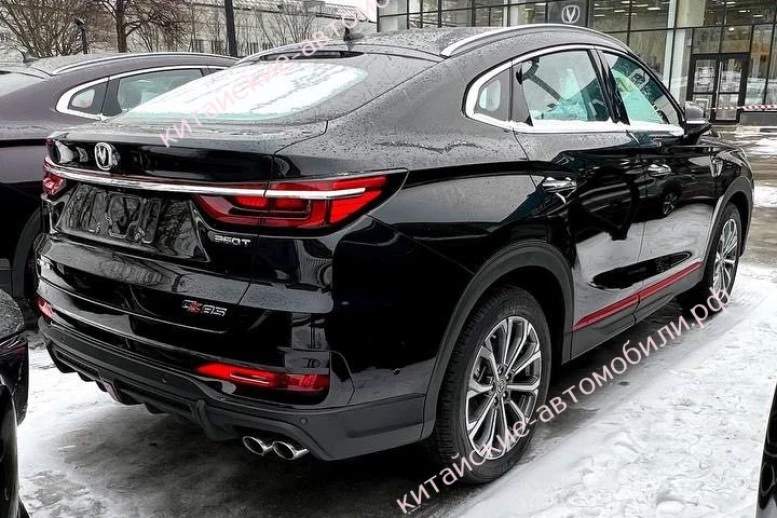 купе-кроссовер Changan СS85 Coupe в России в Москве сбоку сзади