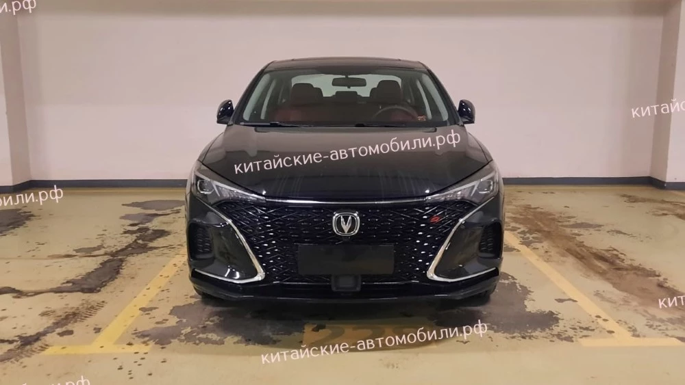 Changan Eado Plus в Москве в России спереди