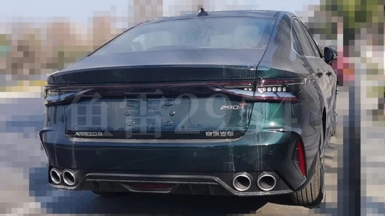 экспортная версия Chery Arrizo 8 сзади сбоку