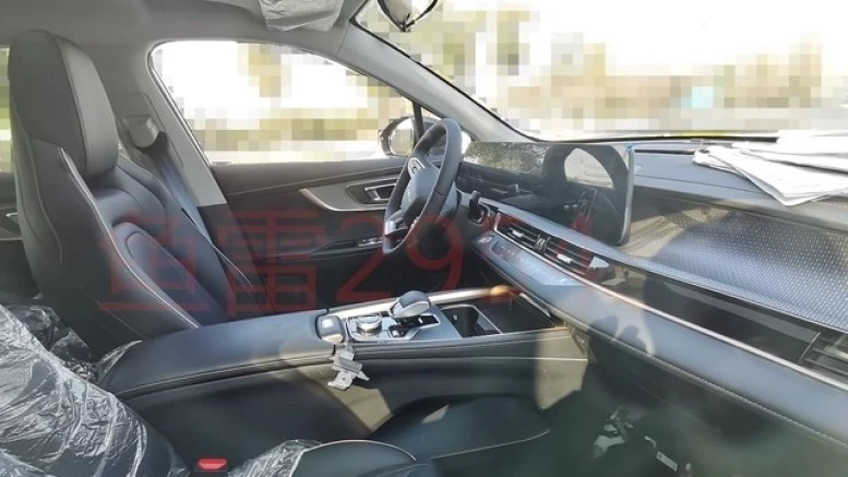 электрический кроссовер Omoda 5 EV салон интерьер