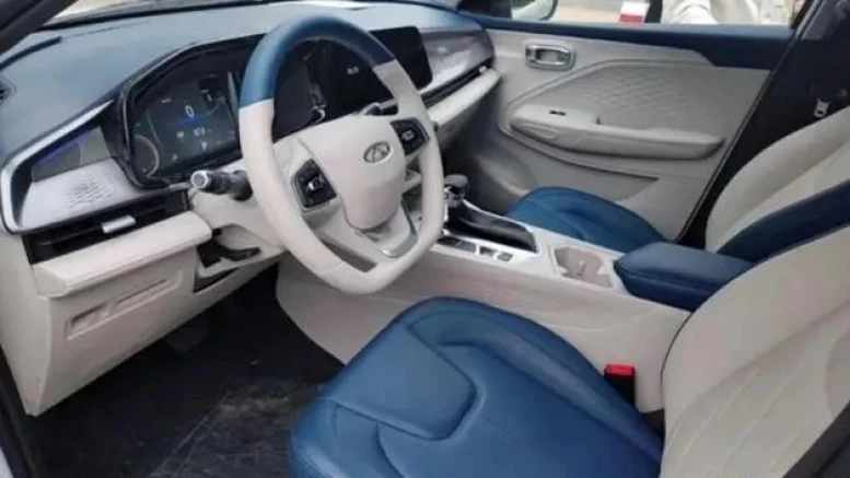 новый компактный кроссовер обновленный Chery Tiggo 3x Plus салон