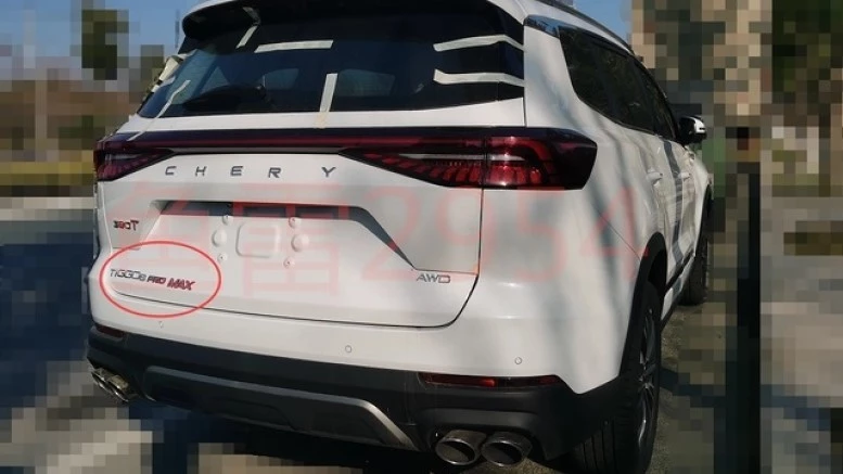 Обновленные Chery Tiggo 8 Pro Max сзади
