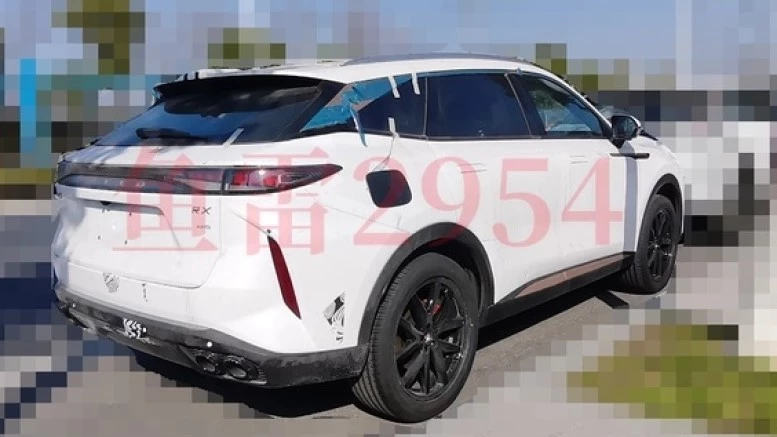 экспортный Exeed Yaoguang для экспортных рынков сбоку сзади