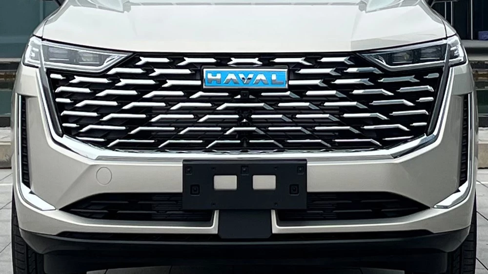 Haval B07 решетка логотип
