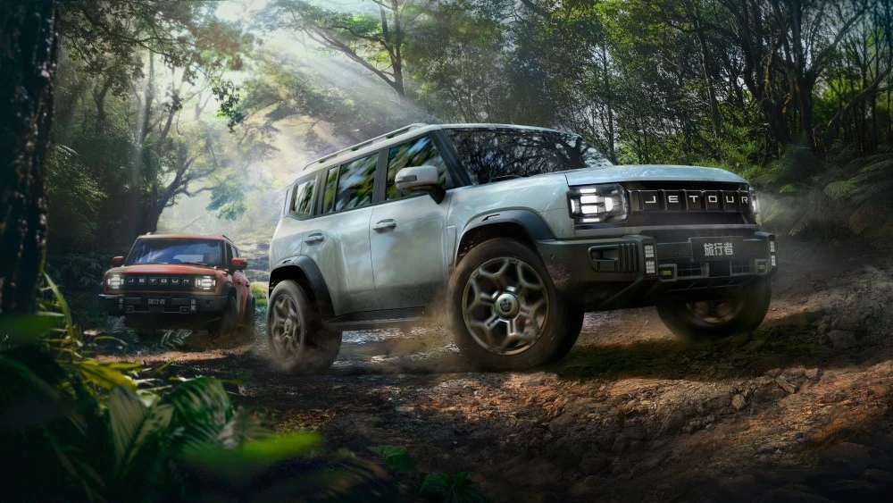 Jetour T-1 Tourist сбоку спереди